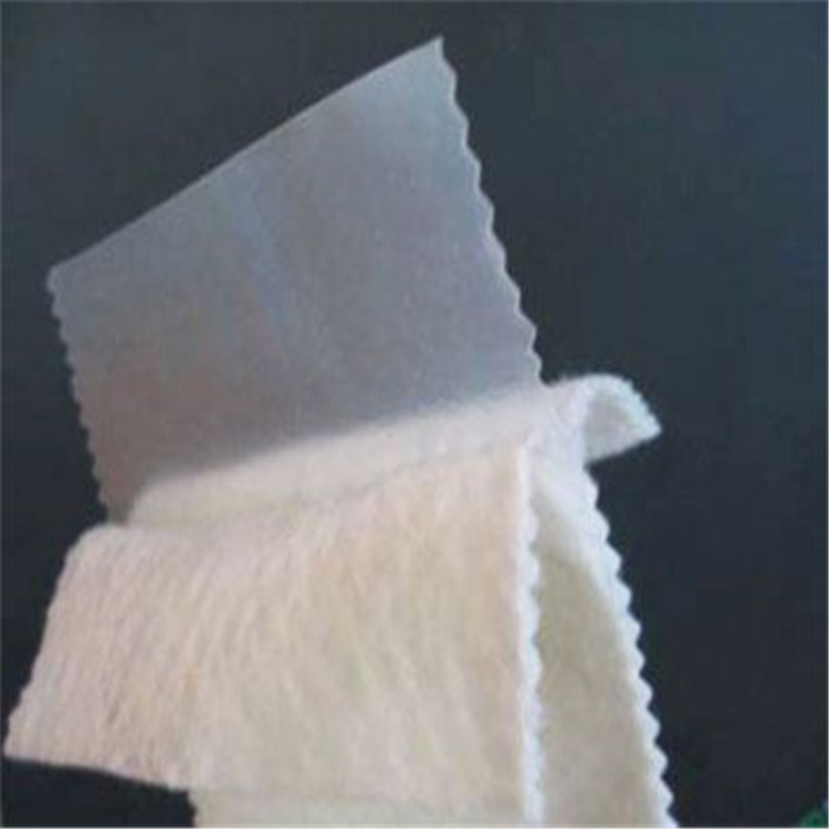 復合土工膜施工的注意事項有哪些?